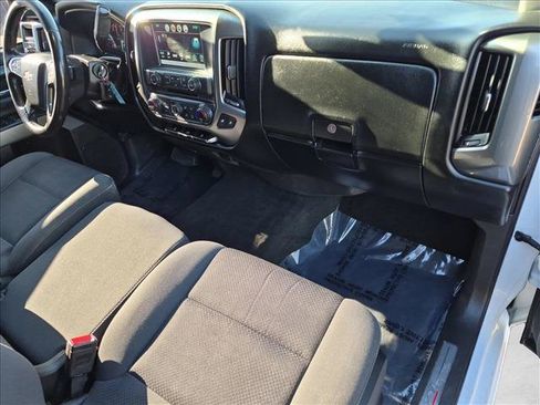 Used 2018 Chevrolet Silverado 1500 LT w/ All Star Edition AWD/4WD image 19