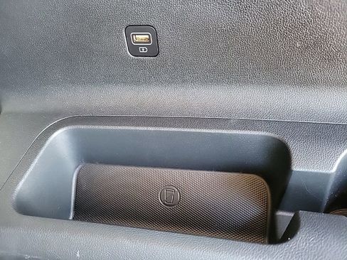 Used 2022 Kia Sorento SX image 25