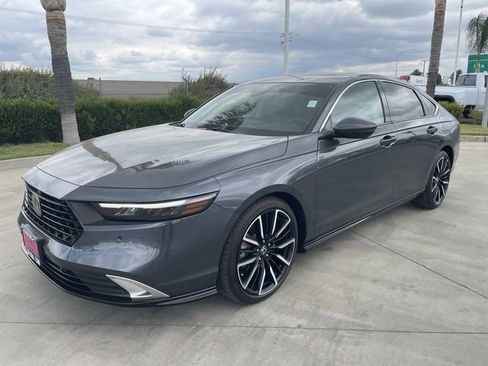 Used 2024 Honda Accord Touring image 4