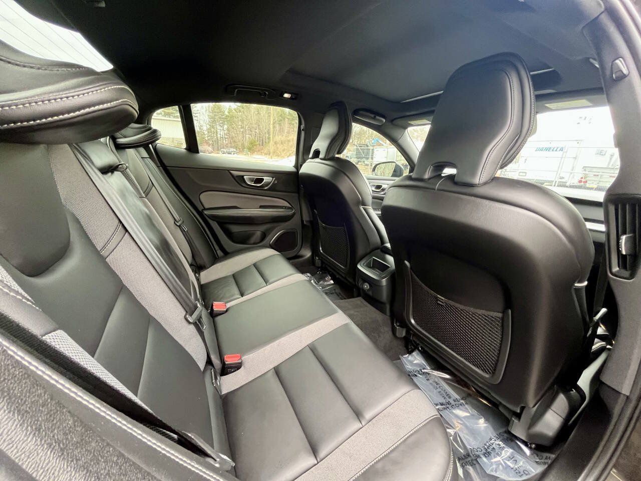 Used 2024 Volvo S60 B5 Plus FWD image 13