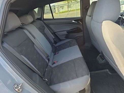 Used 2022 Volkswagen ID.4 Pro image 9