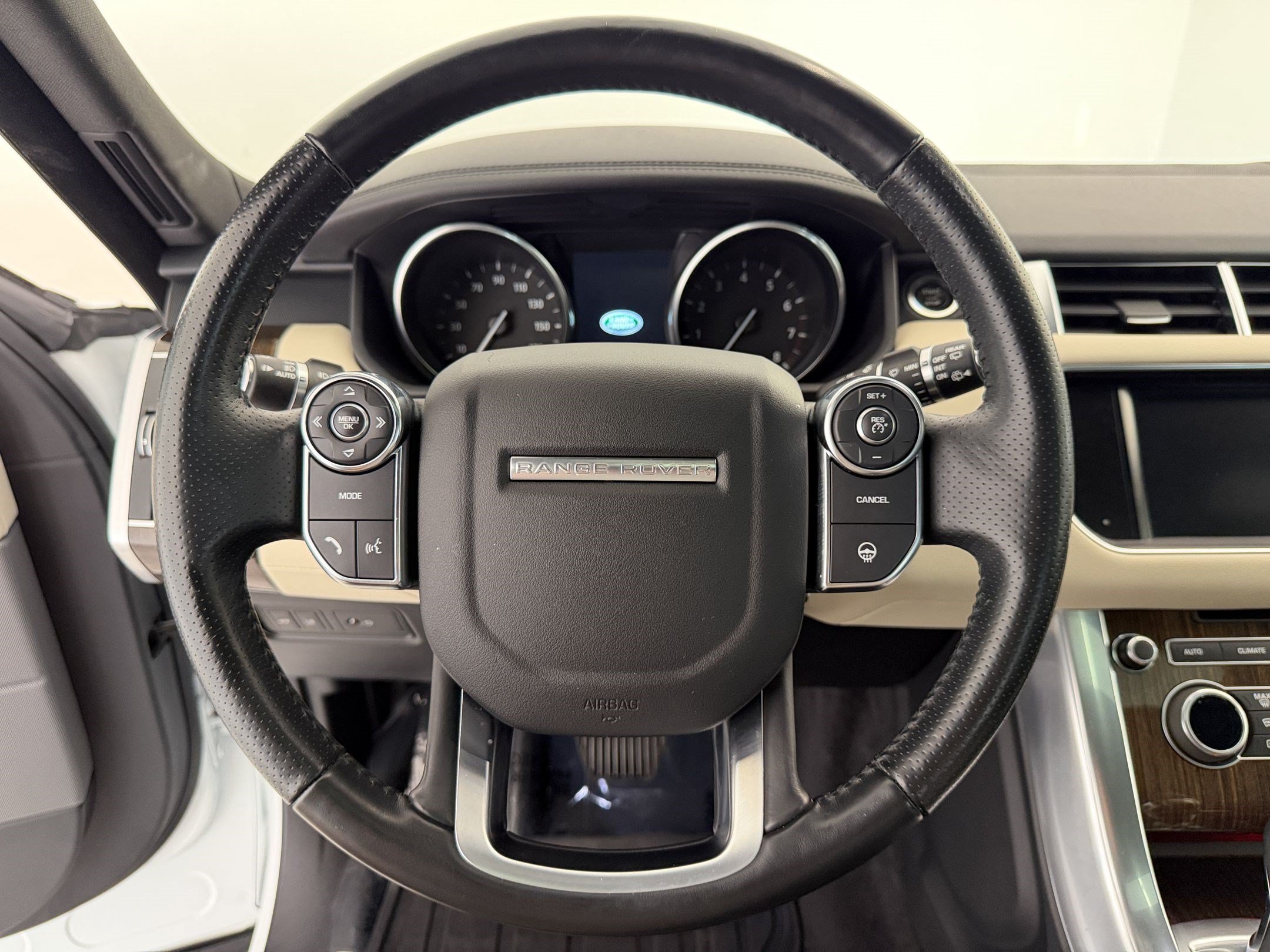 Used 2016 Land Rover Range Rover Sport HSE AWD/4WD image 11