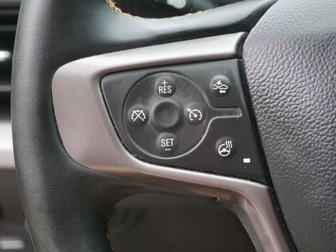 Used 2024 GMC Terrain AT4 image 27