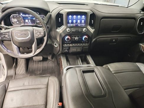 Used 2022 GMC Sierra 2500 Denali w/ Denali Ultimate Package image 32