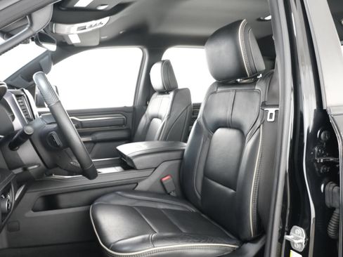 Used 2020 RAM 1500 Limited w/ Black Appearance Package RWD image 29
