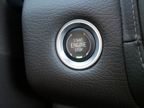 Used 2024 GMC Yukon Denali w/ Denali Reserve Package AWD/4WD image 33