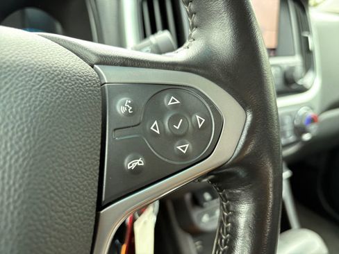 Used 2021 Chevrolet Colorado ZR2 w/ ZR2 Dusk Special Edition image 19