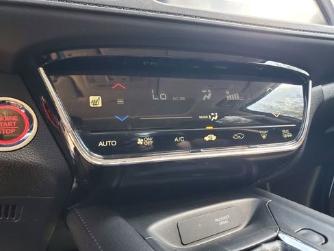 Used 2019 Honda HR-V EX image 29