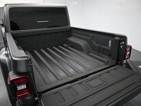 Used 2022 Jeep Gladiator Rubicon w/ LED Lighting Group image 27