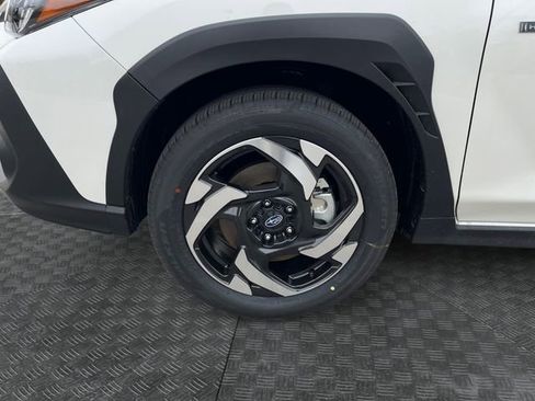 New 2026 Subaru Crosstrek 2.5i Limited w/ Crosstrek Mirror Package AWD/4WD image 14