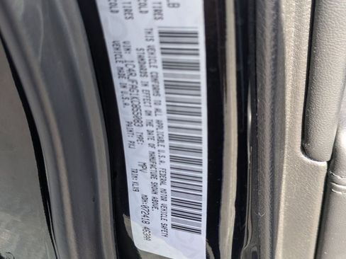 Used 2019 Jeep Grand Cherokee Altitude image 34