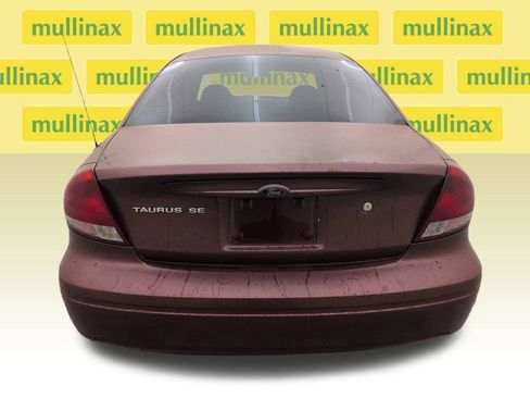 Used 2005 Ford Taurus SE FWD image 26