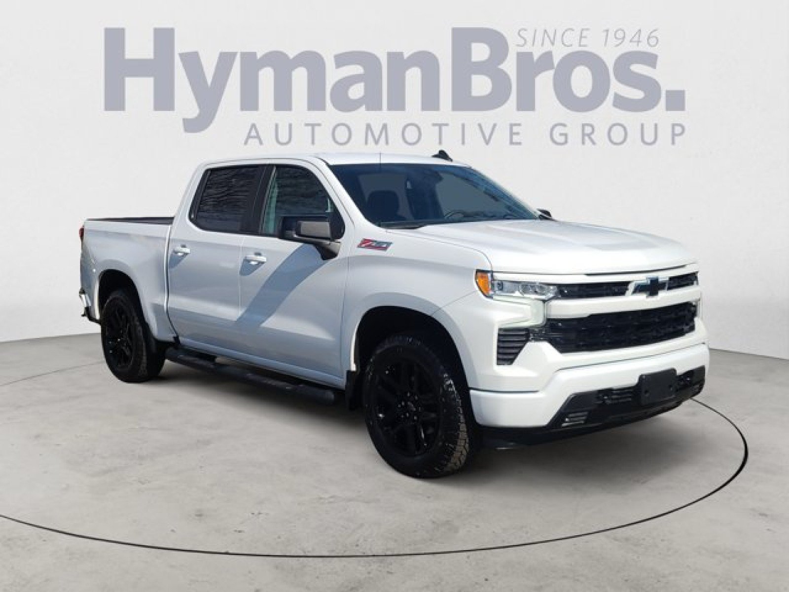 Used 2022 Chevrolet Silverado 1500 RST AWD/4WD image 1