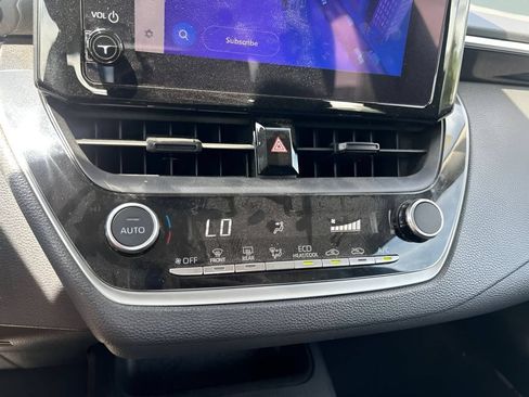 Used 2023 Toyota Corolla LE FWD image 27