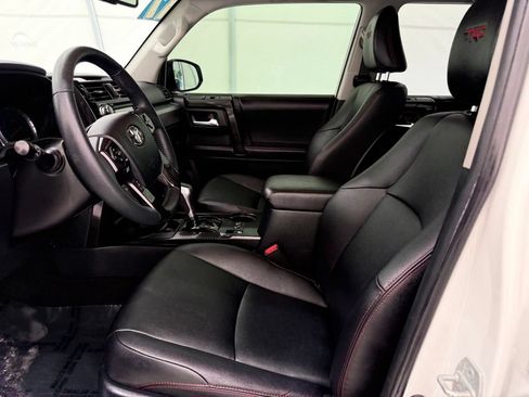 Used 2017 Toyota 4Runner TRD Pro AWD/4WD image 12