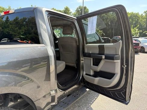 Used 2017 Ford F150 XLT RWD image 28