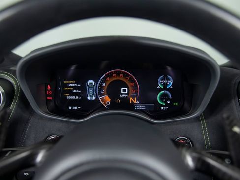 Used 2018 McLaren 570S Spider RWD image 42