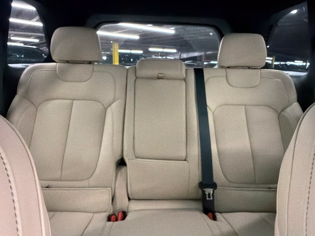New 2026 Jeep Grand Cherokee Limited w/ Luxury Tech Group II AWD/4WD image 19