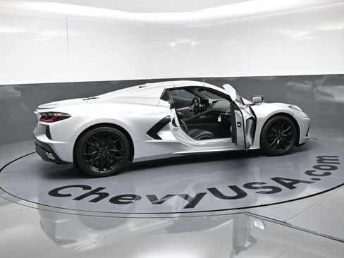 Used 2026 Chevrolet Corvette Stingray Convertible w/ Battery Protection Package RWD image 23