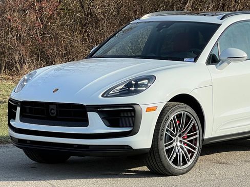 New 2026 Porsche Macan S image 10