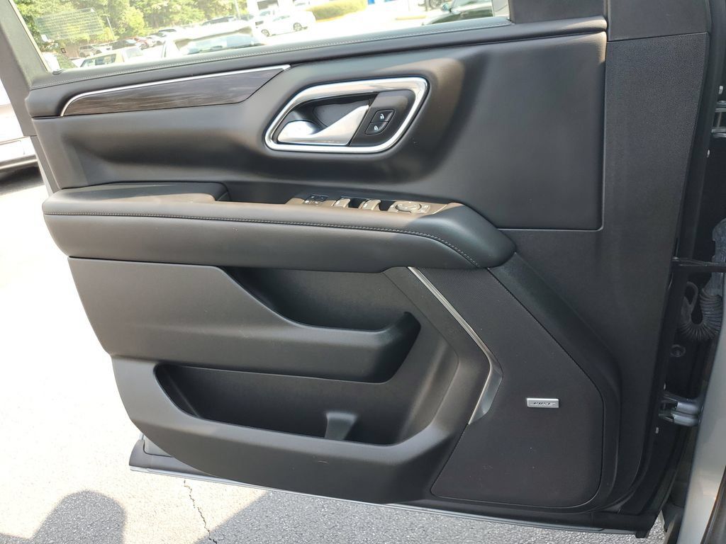 Used 2024 Chevrolet Tahoe LT RWD image 31