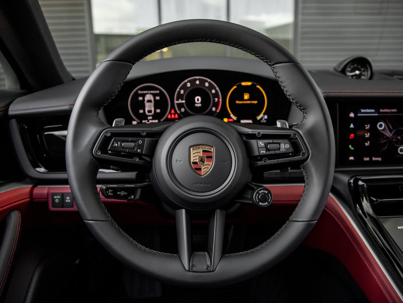 New 2026 Porsche Panamera RWD image 27
