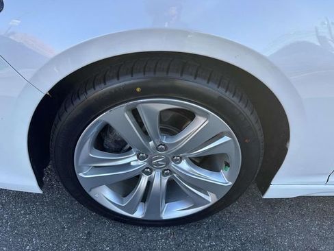 Used 2023 Acura TLX w/ Technology Package image 7