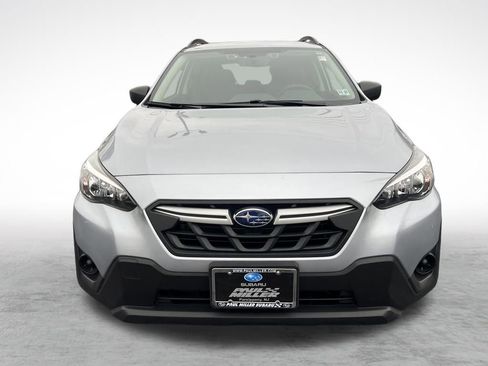 Used 2023 Subaru Crosstrek 2.0i image 2