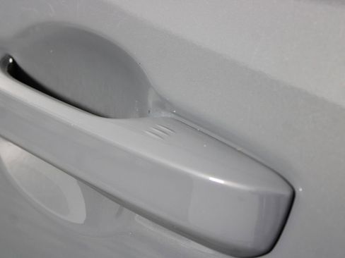 Used 2025 Honda HR-V Sport image 42