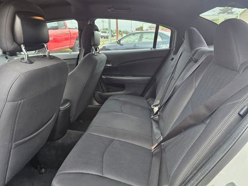 Used 2013 Chrysler 200 LX FWD image 20