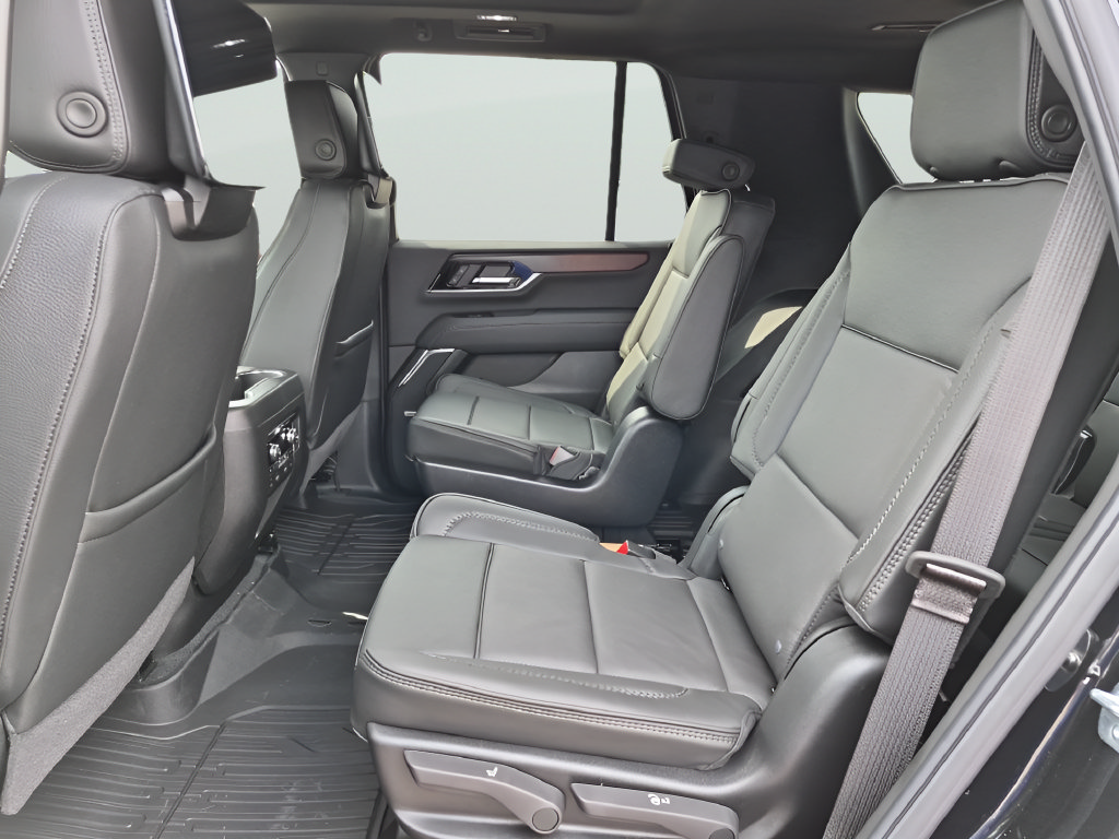 New 2026 GMC Yukon Denali w/ Denali Reserve Package AWD/4WD image 33