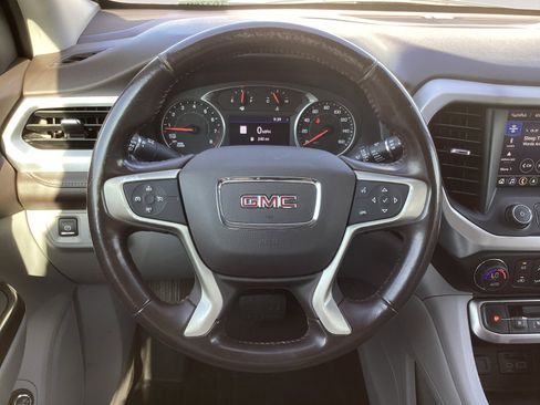 Used 2020 GMC Acadia SLT w/ Trailering Package image 18