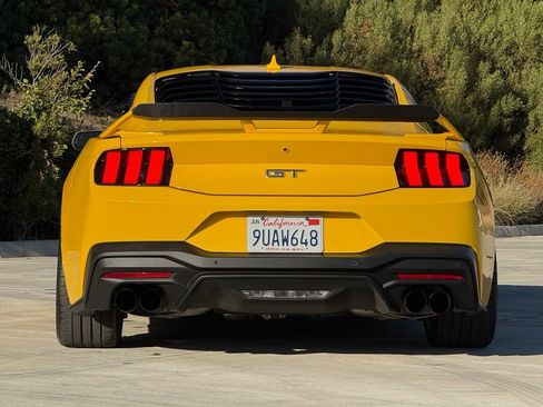 Used 2024 Ford Mustang GT Premium w/ GT Performance Package RWD image 15