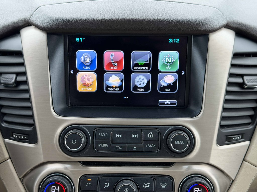 Used 2017 GMC Yukon Denali w/ Open Road Package AWD/4WD image 28