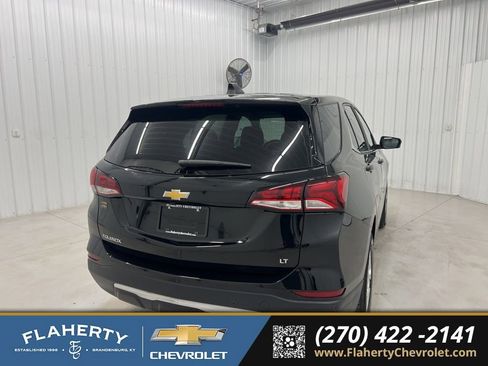 Used 2024 Chevrolet Equinox LT image 3