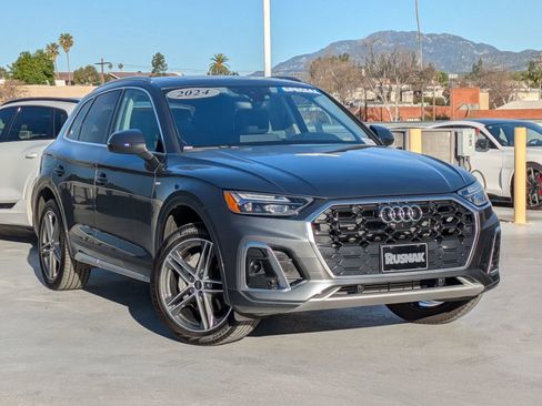 Used 2024 Audi Q5 e Premium Plus w/ Premium Plus Package image 33
