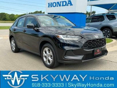 Used 2025 Honda HR-V LX
