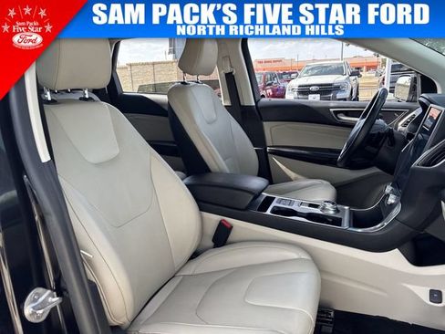 Used 2022 Ford Edge Titanium w/ Equipment Group 301A AWD/4WD image 34