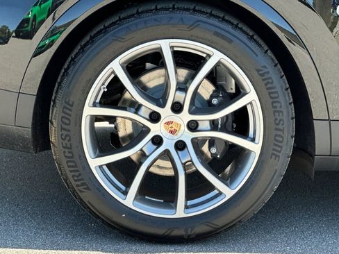 New 2026 Porsche Cayenne E-Hybrid AWD/4WD image 44