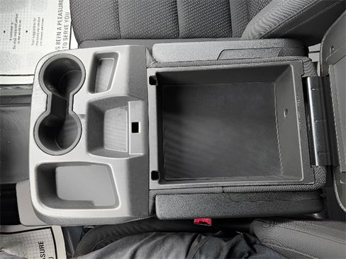 Used 2024 GMC Sierra 2500 Pro w/ Convenience Package image 19