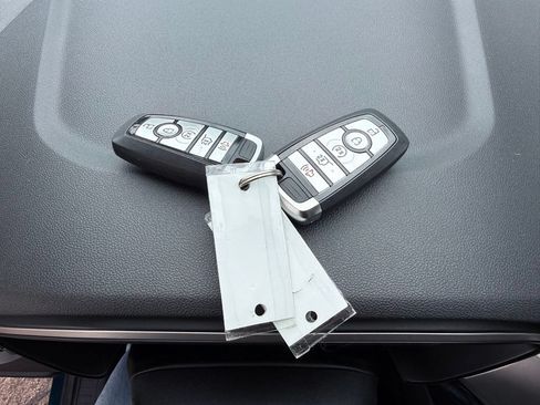 Used 2020 Ford Escape SEL FWD image 37