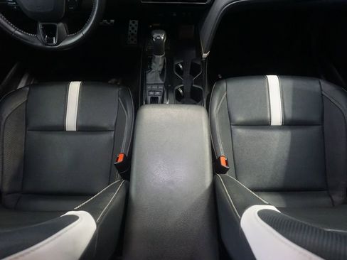 Used 2025 Toyota Camry SE FWD image 26