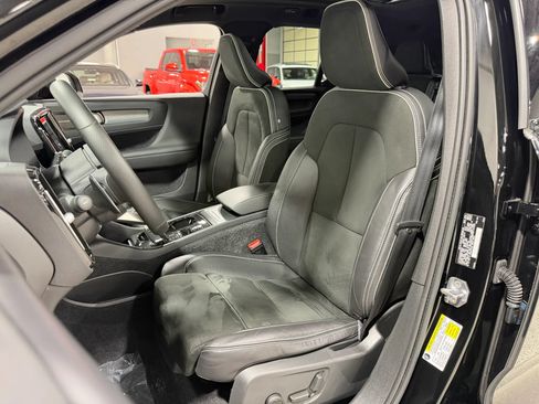 Used 2019 Volvo XC40 T5 R-Design AWD/4WD image 15