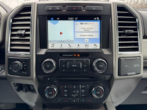 Used 2017 Ford F250 Lariat w/ Lariat Ultimate Package image 22