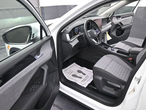 New 2026 Volkswagen Tiguan S AWD/4WD image 38
