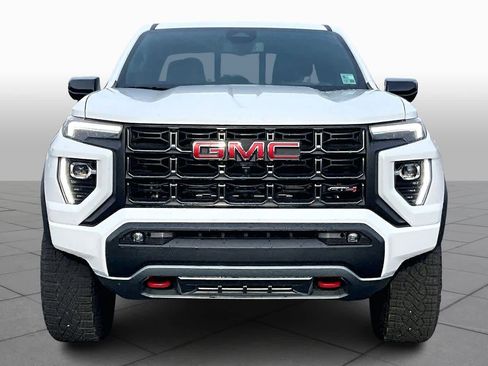 Used 2023 GMC Canyon AT4 w/ AT4 Premium Package image 4