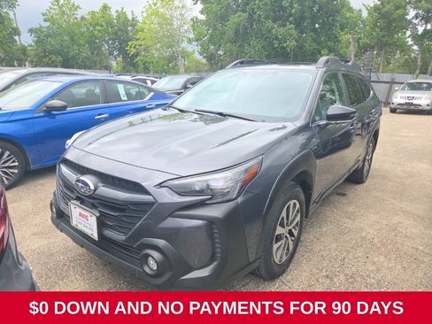 Used 2025 Subaru Outback Premium AWD/4WD image 1