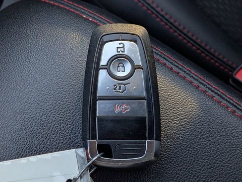 Used 2025 Ford Escape ST-Line image 29