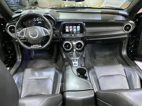 Used 2018 Chevrolet Camaro SS image 12