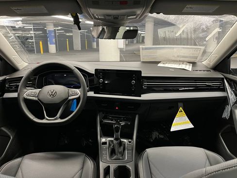 New 2026 Volkswagen Jetta SEL FWD image 7